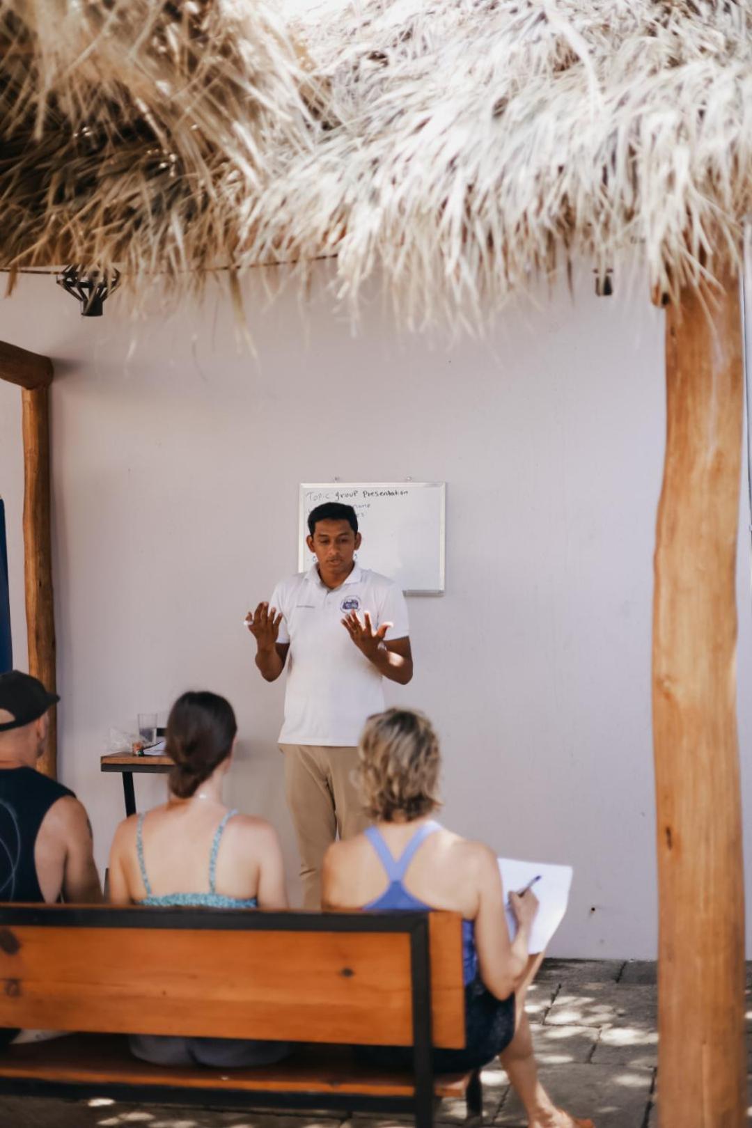 Хостел Surf And Yoga Retreat Nicaragua Ла-Альбина Экстерьер фото